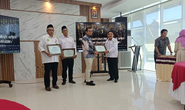 MTsN 2 Sumbawa berhasil meraih peringkat 1 Satker Terbaik dalam kategori Pagu Kecil untuk Penggunaan Digitalisasi Pembayaran periode Semester I Tahun 2025.